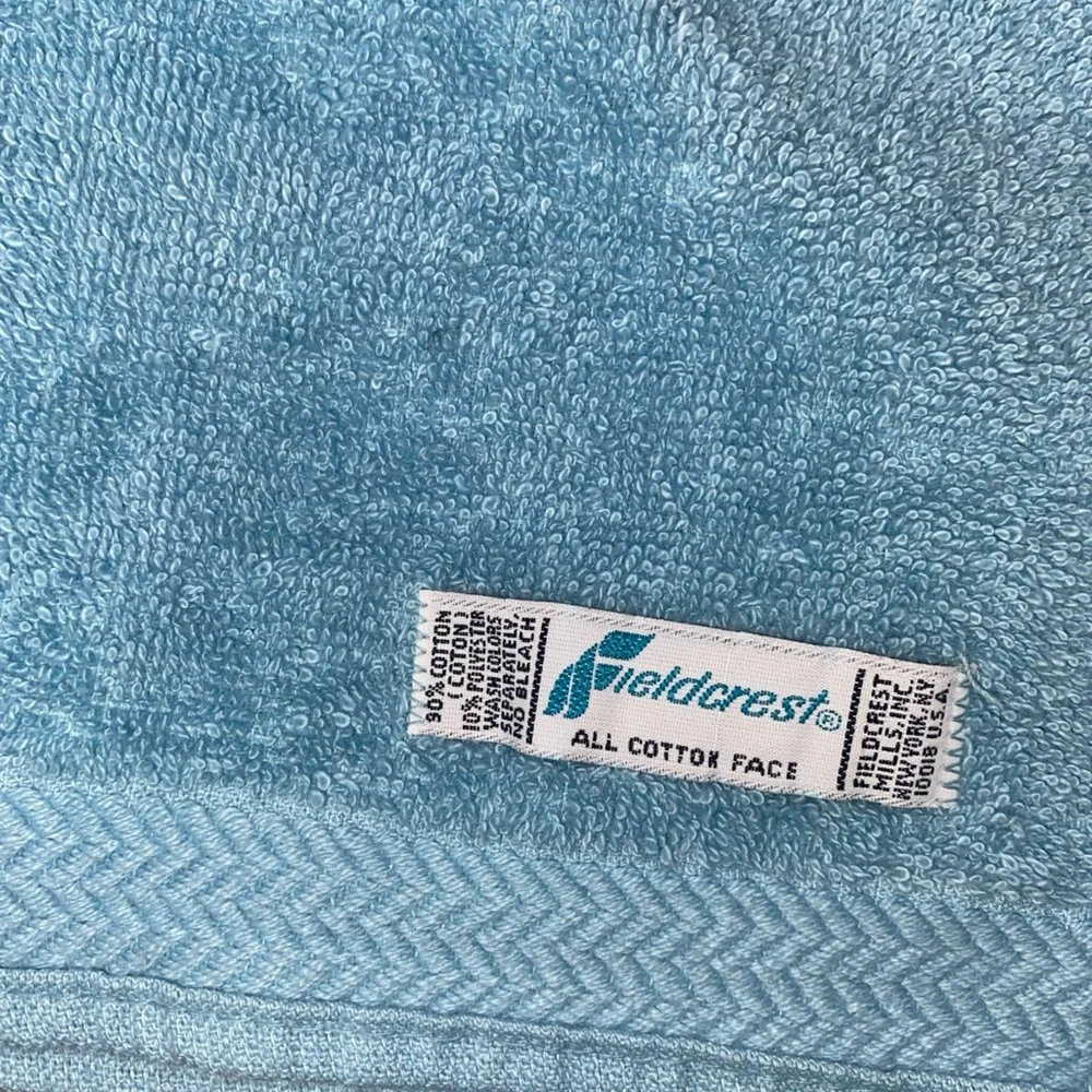 Fieldcrest cotton hand
